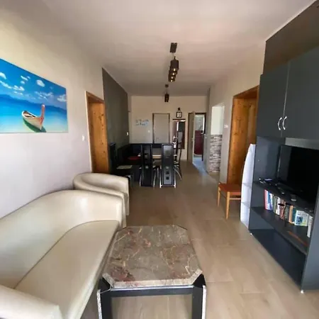 An-ta Nyaralo Holiday home *